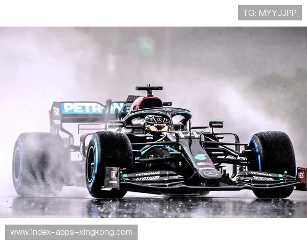 F1厂商间技术战让比赛更具戏剧性